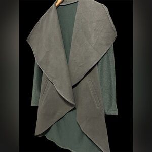 Light Jacket deep green and brown color size M
